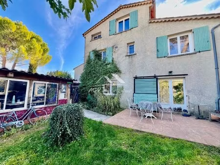 sud alès  3 grands appartements sur 1145 m² de terrain avec piscine
