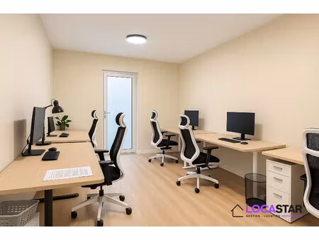 location poste de travail dans espace coworking neuf
