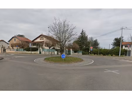 lot de 5 garages à craponne