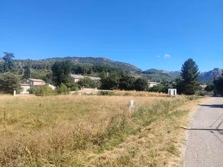 terrain constructible viabilisé à vendre