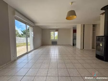 vente maison à quelaines-saint-gault (53360) : à vendre / 115m² quelaines-saint-gault