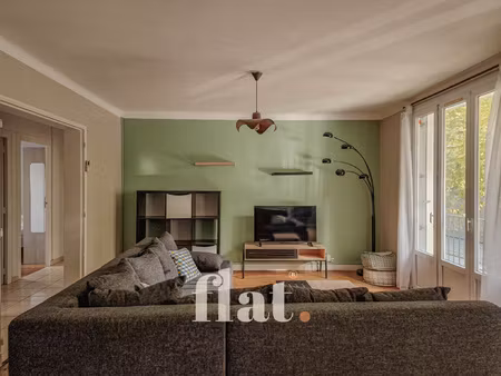 3 pièces de 72m2 - appartement bld michelet - dpe d - 2 cham