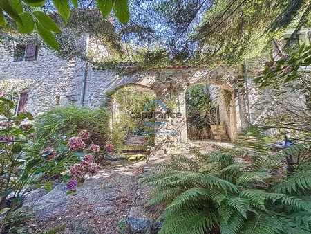 maisons à vendre 12 pièces laboule (07) - terrain 3 ha 25 a