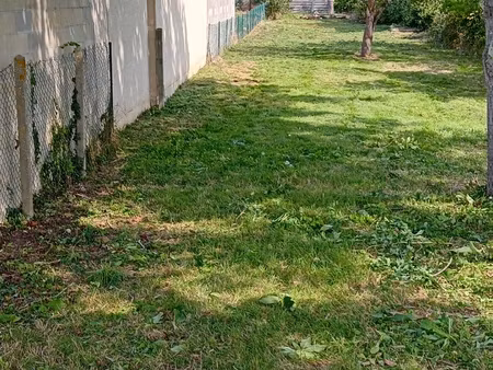 vente terrain à bâtir 599 m²