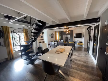 7 min saumur sud longere entierement renovee + studio independant sur environ 1500m2 arbor