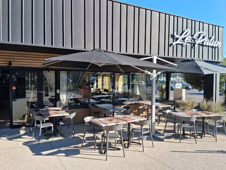 vente commerce 300 m² marignane (13700)