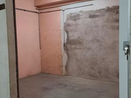parking à louer 10 m² - sainte-maxime (83) - 50€