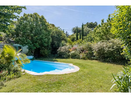 vente terrain 565 m² aubagne (13400)