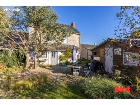 maison 4 pièces 110 m²