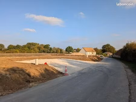 terrain 713 m² voise