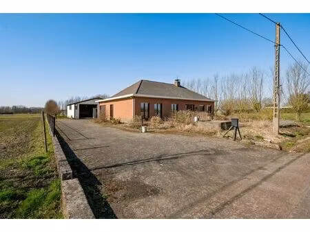 op te frissen exploitatiewoning te koningshooikt