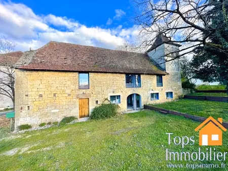 vente maison 5 pièces 131 m² à loupiac (12700)  247 000 €