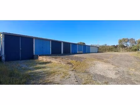 7 garages - 44360 saint etienne de montluc