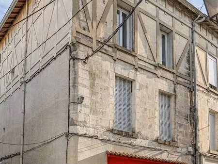 vente immeuble à châteauneuf-sur-charente (16120) : à vendre / 147m² châteauneuf-sur-chare