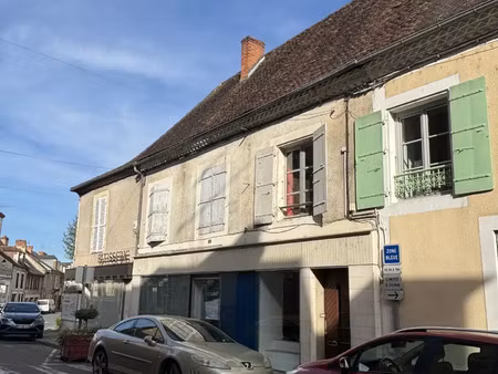 vente immeuble à excideuil (24160) : à vendre / 250m² excideuil