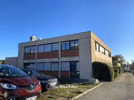 a vendre - le trinome - bureaux sur la techlid - limonest