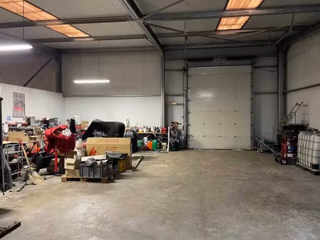 a louer local d'activite 686 m2 divisibles - compiègne zac de mercières