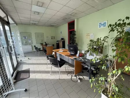 a louer - local commercial - 50 m2 - bresles