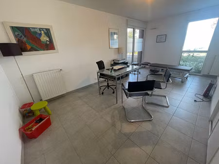 à louer - local professionnel -vezin-le-coquet