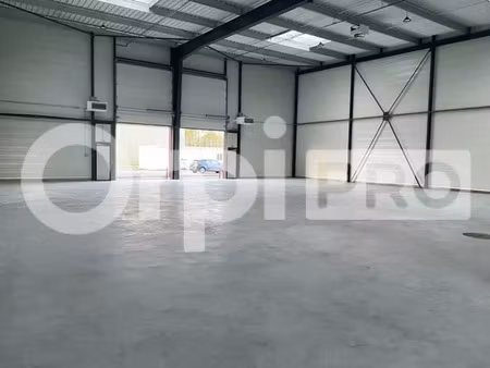 local d'activite a vendre