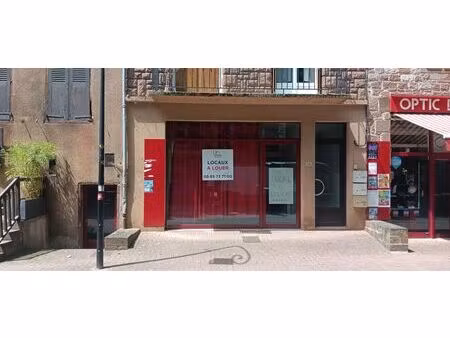 location local commercial 40m2 marcillac-vallon 12330 - 511 € - surface privée