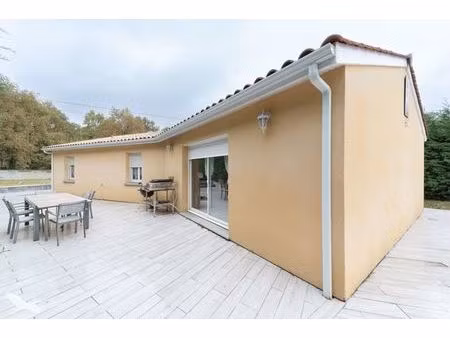 vente maison 5 pièces 110 m² cézac (33620)