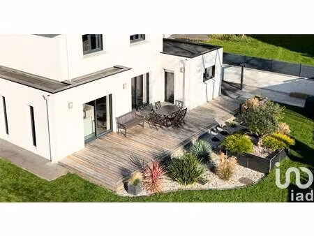vente demeure d'exception à noyal-pontivy (56920) : à vendre / 143m² noyal-pontivy