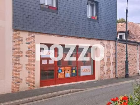 location bureaux et commerces à la rivière-saint-sauveur (14600) : à louer / 25m² la riviè