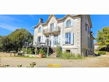 maison avec jardin et terrasse saint-amand-jartoudeix (23)