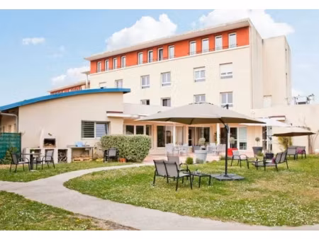 vente appartement 1 pièce 18 m² à marignane (13700)  110 000 €