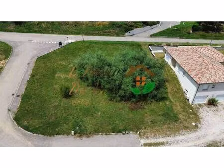 terrain constructible viabilisé à vendre