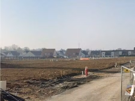 terrain constructible viabilisé à vendre