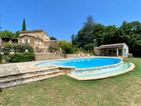 maison contemporaine à vendre à saint-marcel-de-careiret