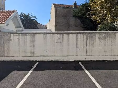 parking à louer