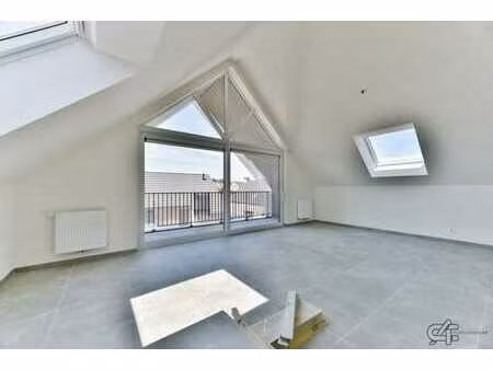 bel appartement 3 ch lumineux plein sud avec grande terrasse