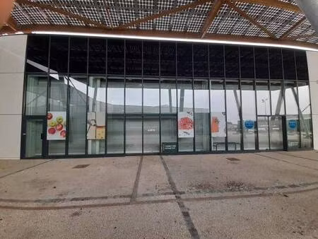 local commercial à louer