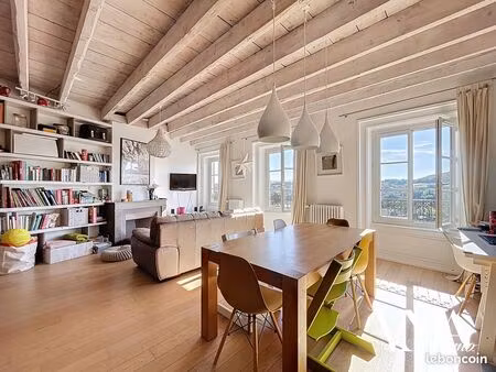 maison 8 pièces 200 m²