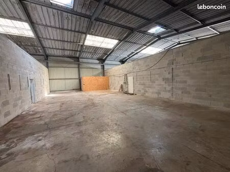 locaux 100  200  300  400 ou 500m2 rioz