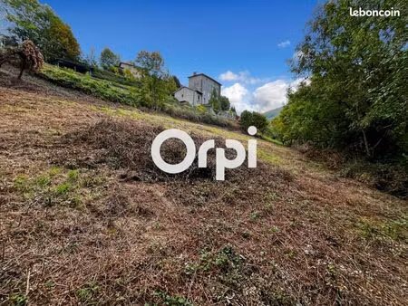 terrain 1 520 m² montromant