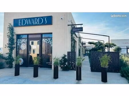 local commercial 35 m² saint-martin-de-crau