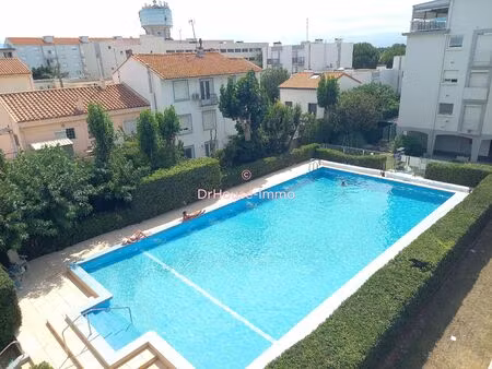appartement t3 à 150 m de la plage  exposé sud  avec piscine et parking