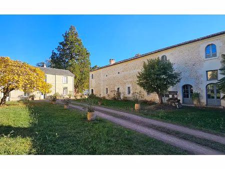 maison saint-laon m² t-16 à vendre  740 000 €