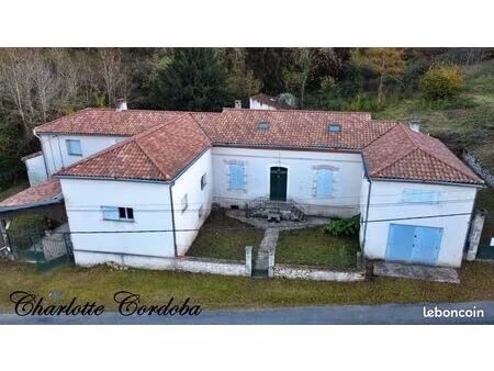 maison 16 pièces 478 m²