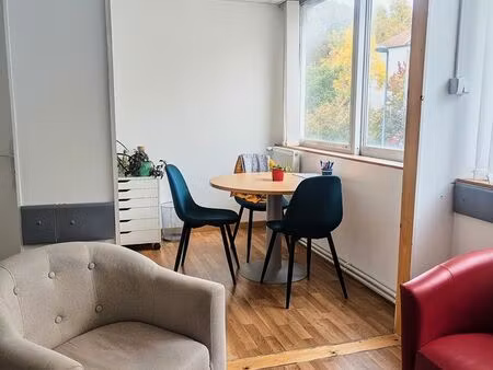 cabinet / bureau 14 m2