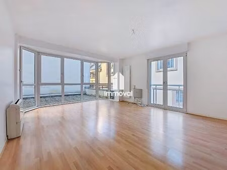 local d'activités à louer