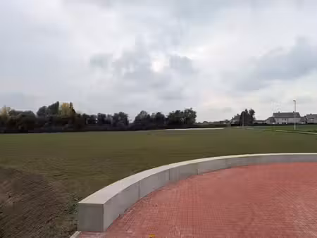 terrain à bâtir avec projet immobilier à le bizet (comine...