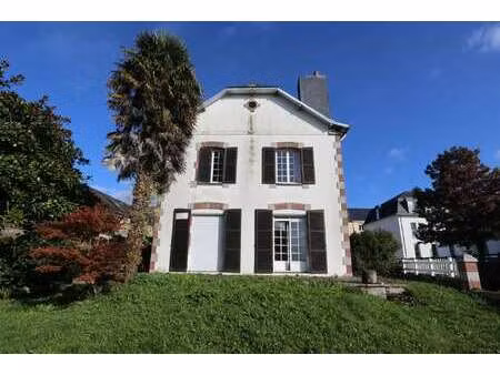 vente maison à carhaix-plouguer (29270) : à vendre / 134m² carhaix-plouguer