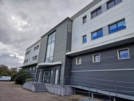 vente locaux professionnels 1 pièce 184 m² à acheres (78260)  239 900 €