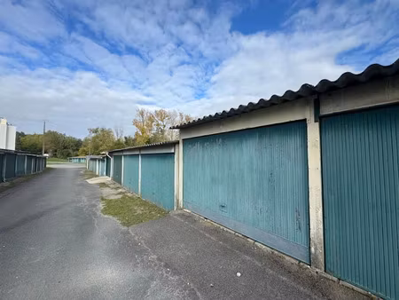 vente parking à harly (02100)  13 900 €