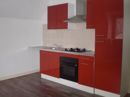 location appartement 3 pièces 57 m² à noyen-sur-sarthe (72430)  500 €